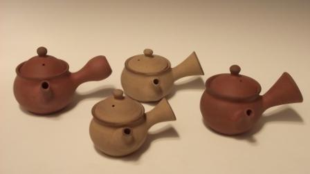 teapots1.jpg