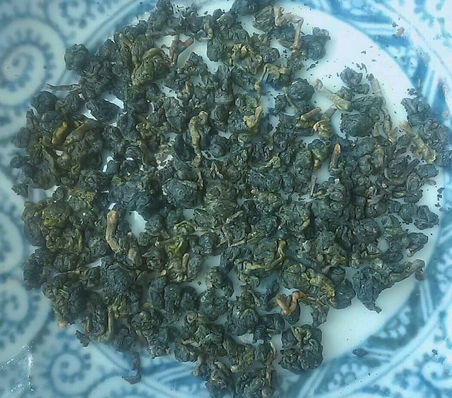 Wu She light roast dry leaf.jpg