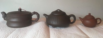 3 teapots side.jpeg