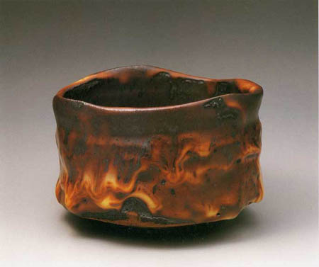 Yamada Kazu - Embu Shino Chawan a.jpg