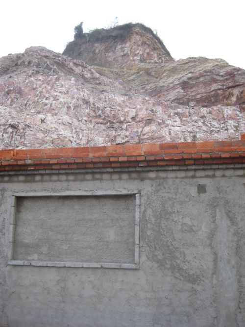 HLS-wall.jpg