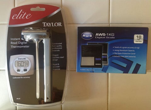AWS-1KG-Digital-Scale-&-Taylor-Digital-thermometer.jpg