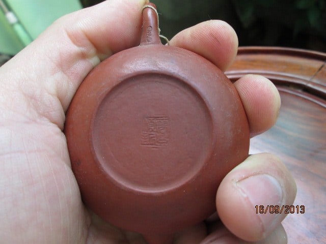 Pot12_2 (Copy).jpg